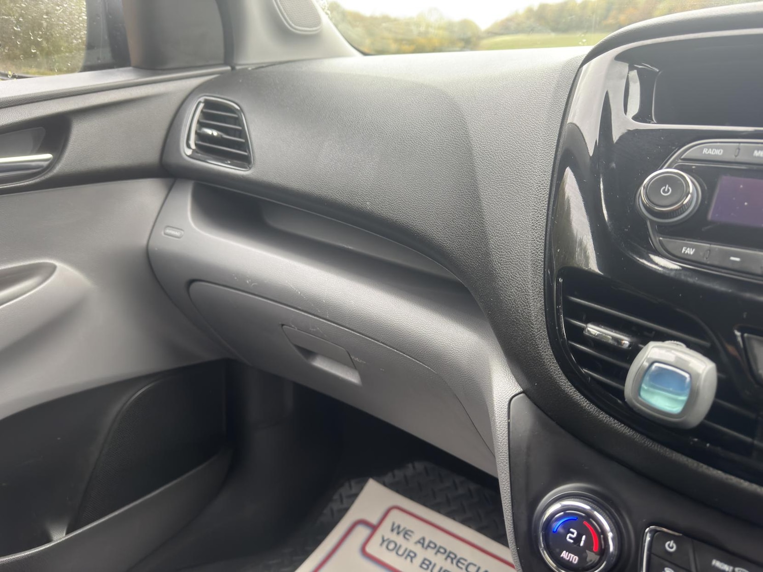 Used Vauxhall Viva 2016 for sale - 76358999: Photo 21