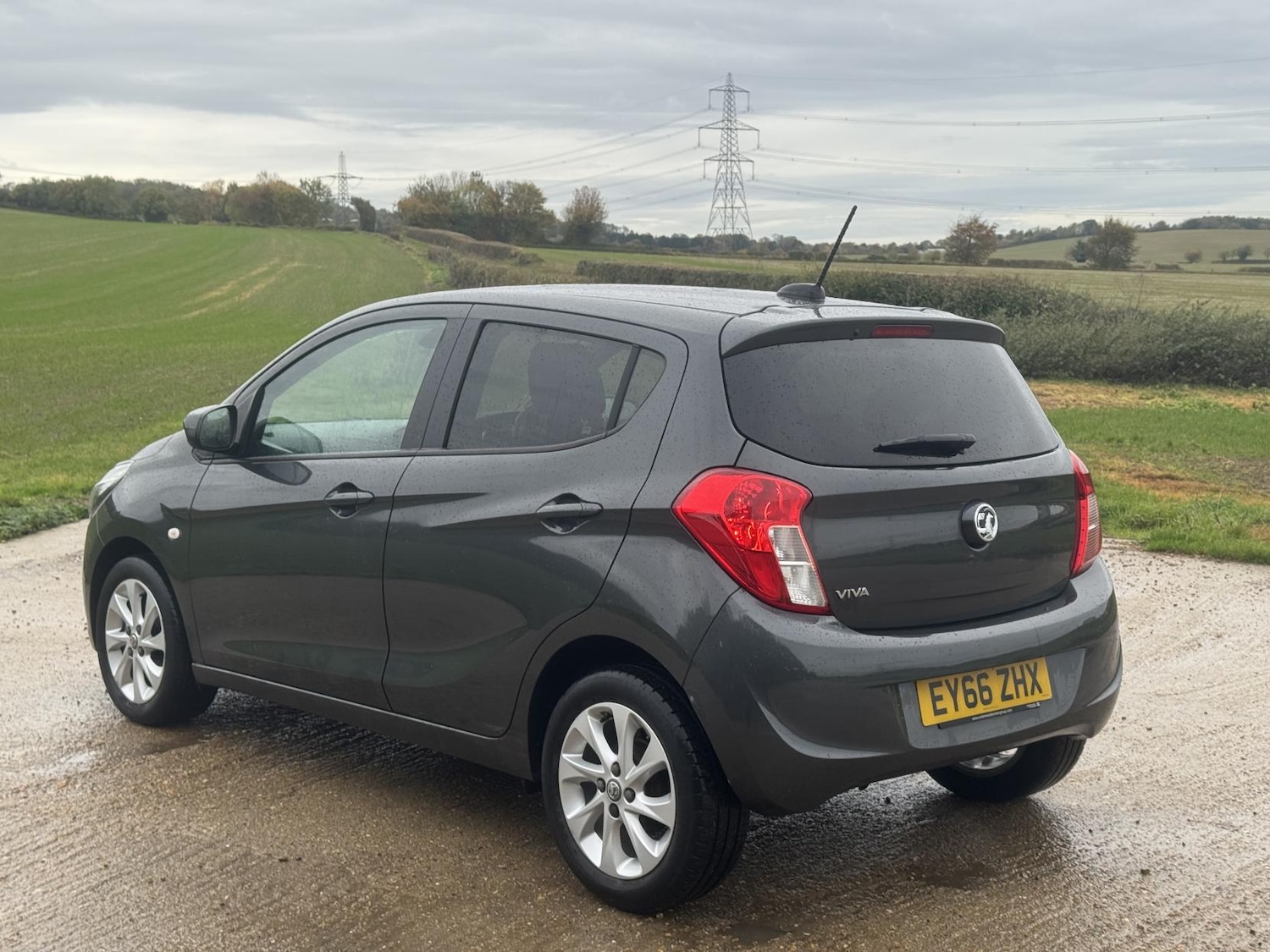 Used Vauxhall Viva 2016 for sale - 76358999: Photo 6