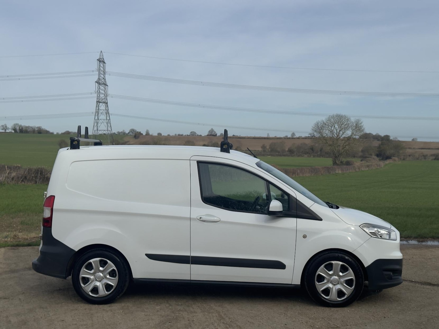 Used Ford Transit Courier 2015 for sale - 77584952: Photo 11
