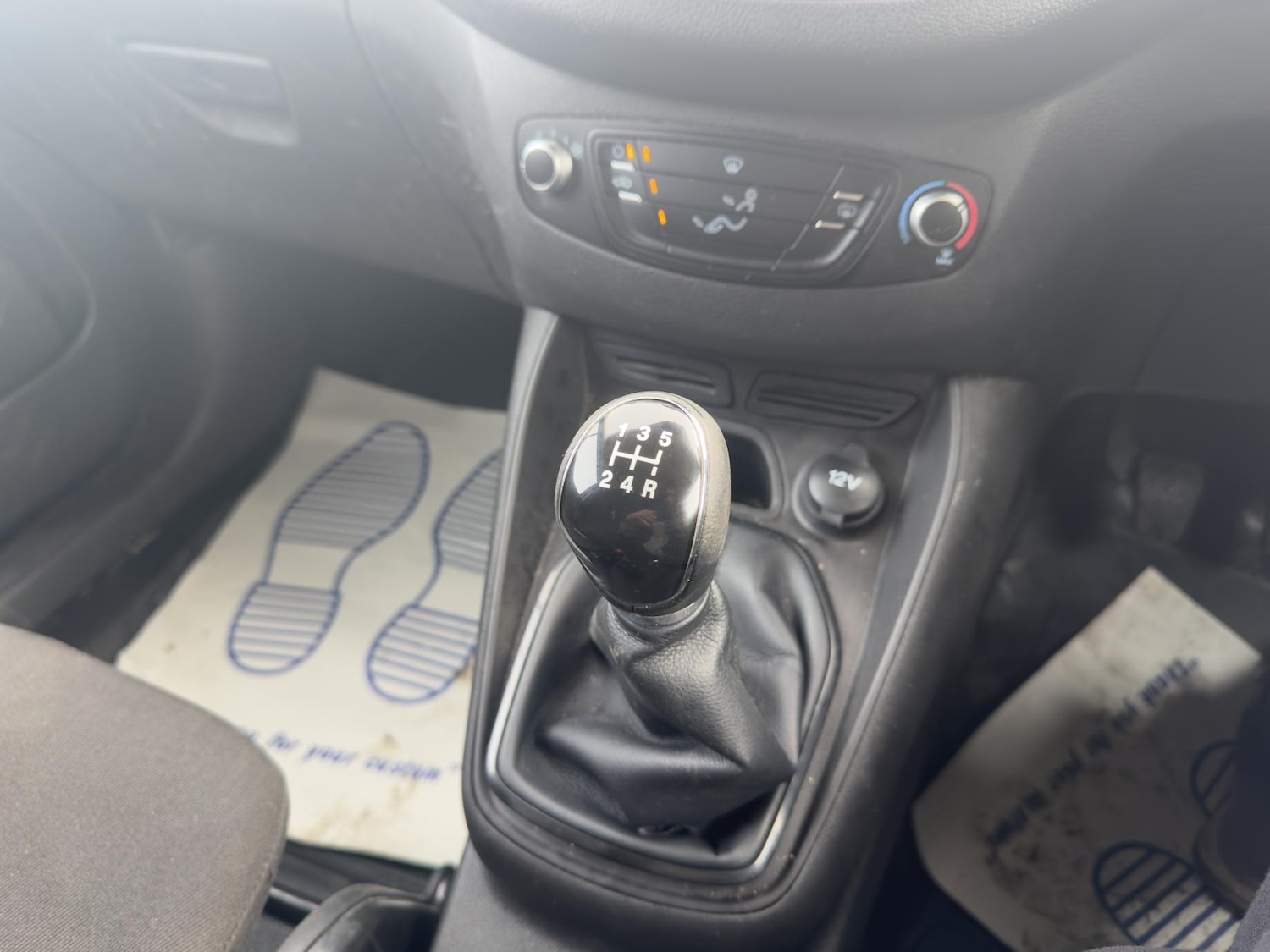 Used Ford Transit Courier 2015 for sale - 77584952: Photo 22