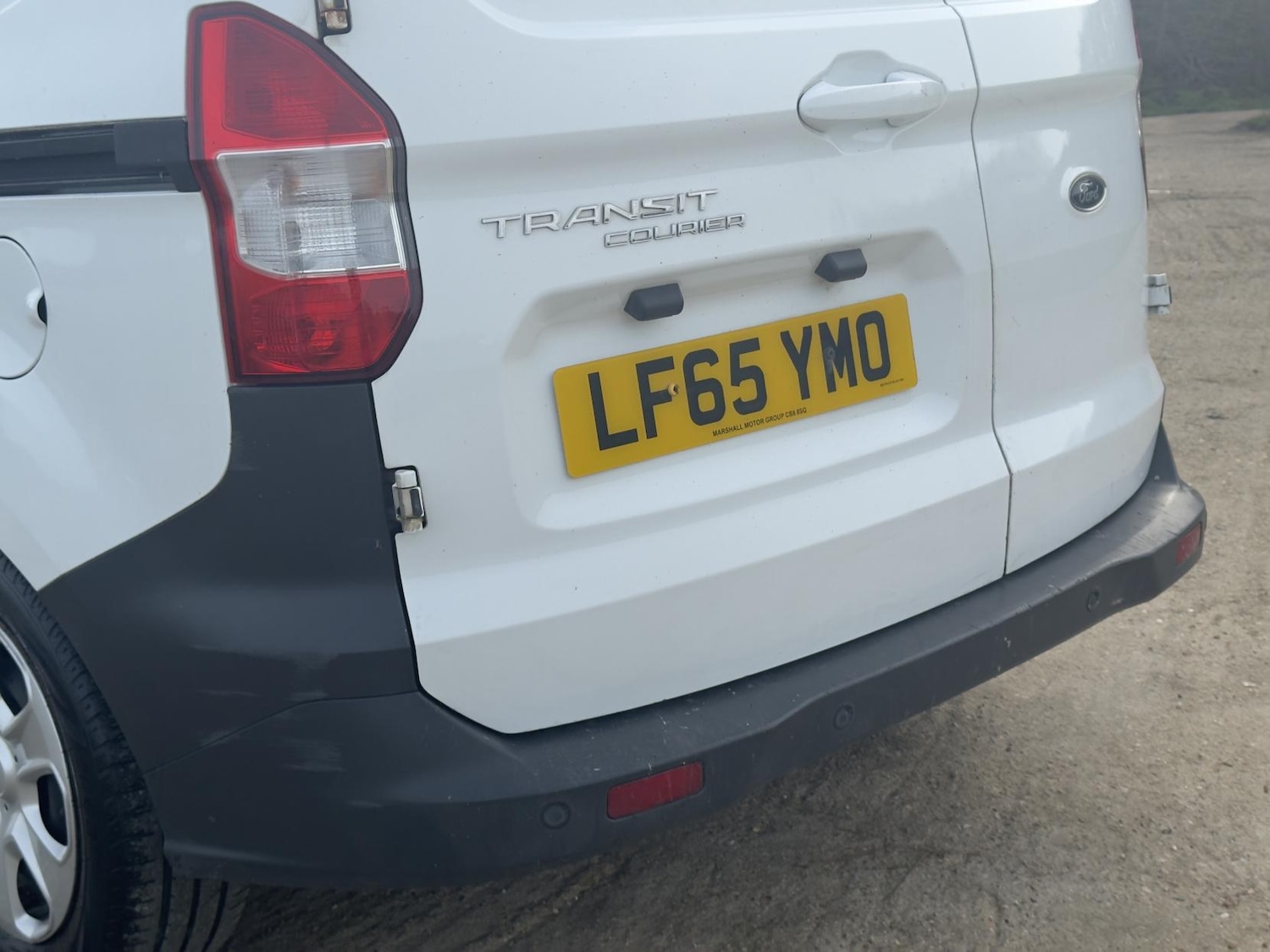 Used Ford Transit Courier 2015 for sale - 77584952: Photo 9