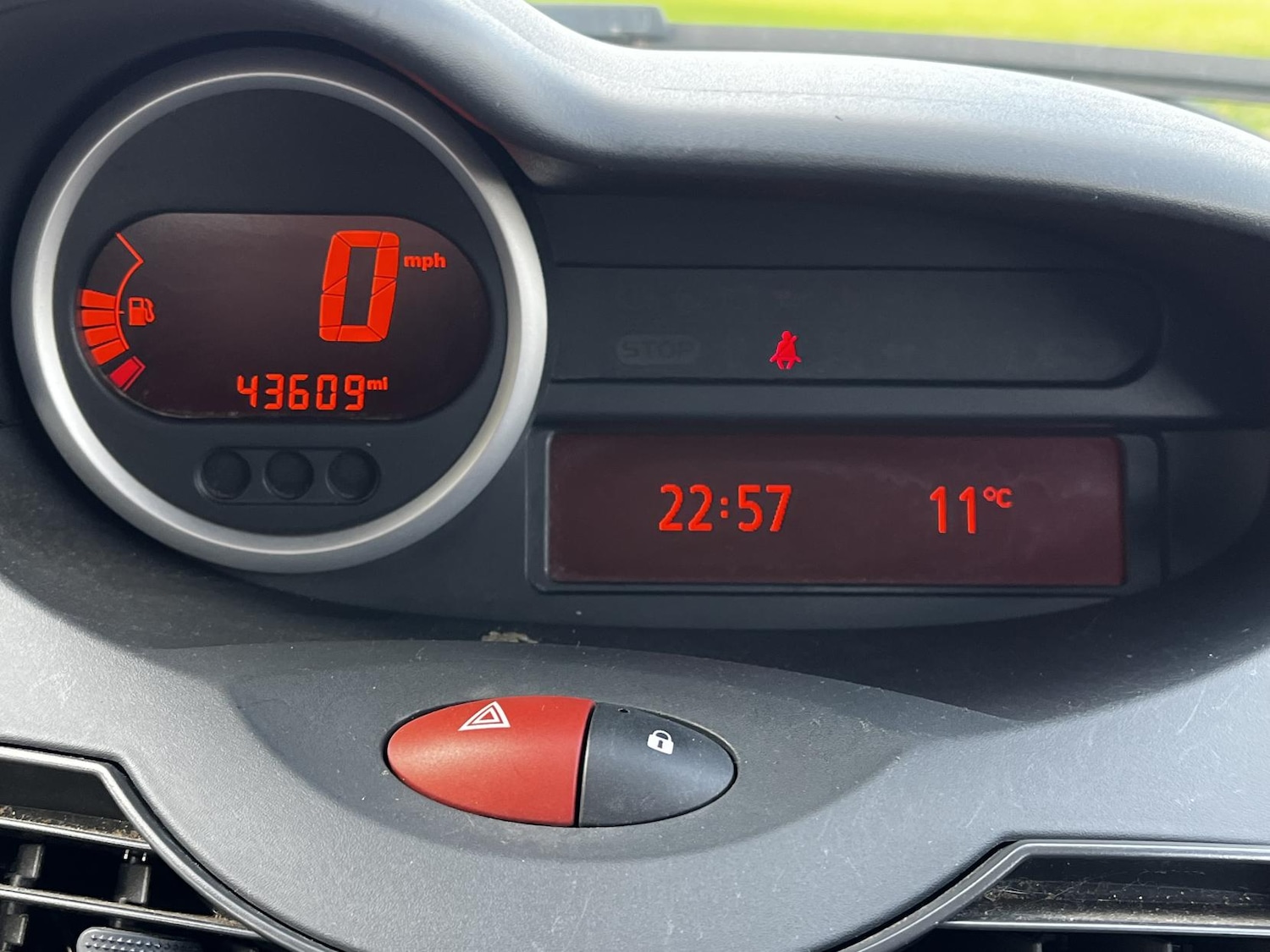 Used Renault Twingo 2012 for sale - 76477025: Photo 10