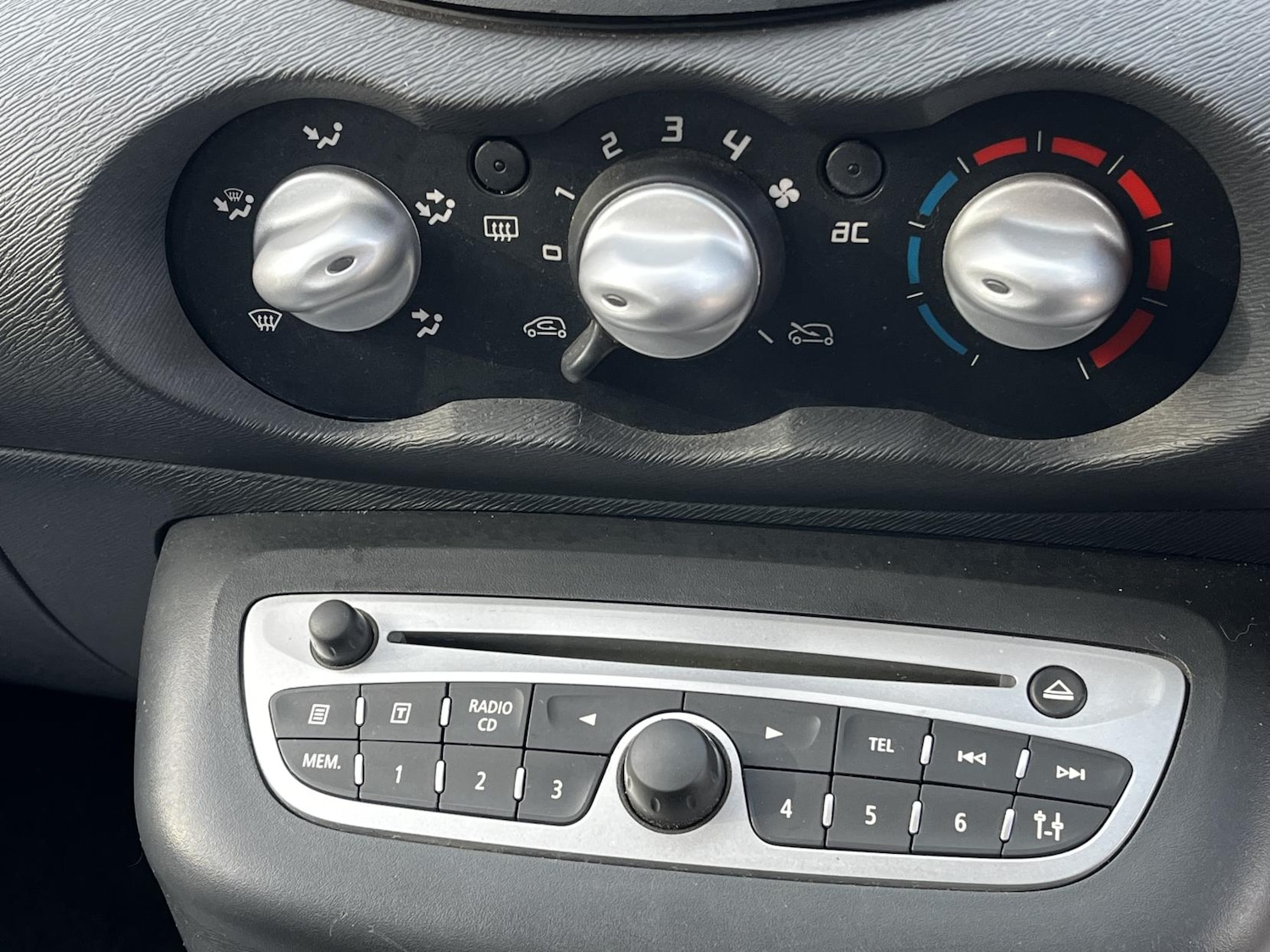 Used Renault Twingo 2012 for sale - 76477025: Photo 14