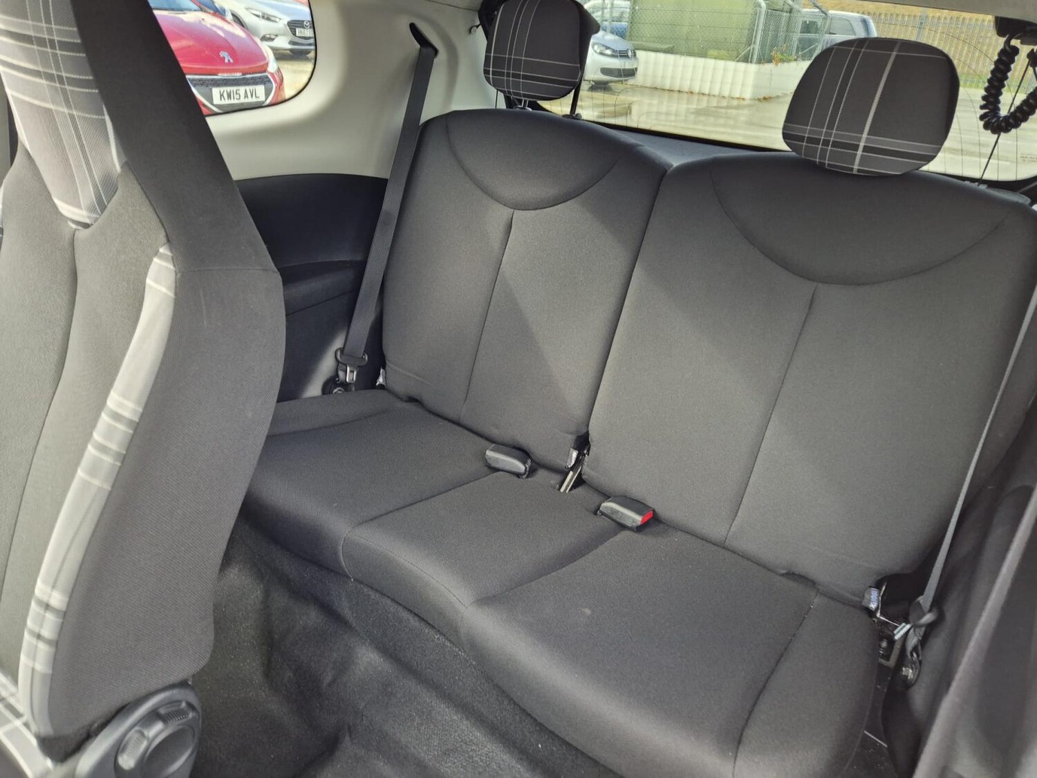 Used Peugeot 108 2017 for sale - 76452704: Photo 14