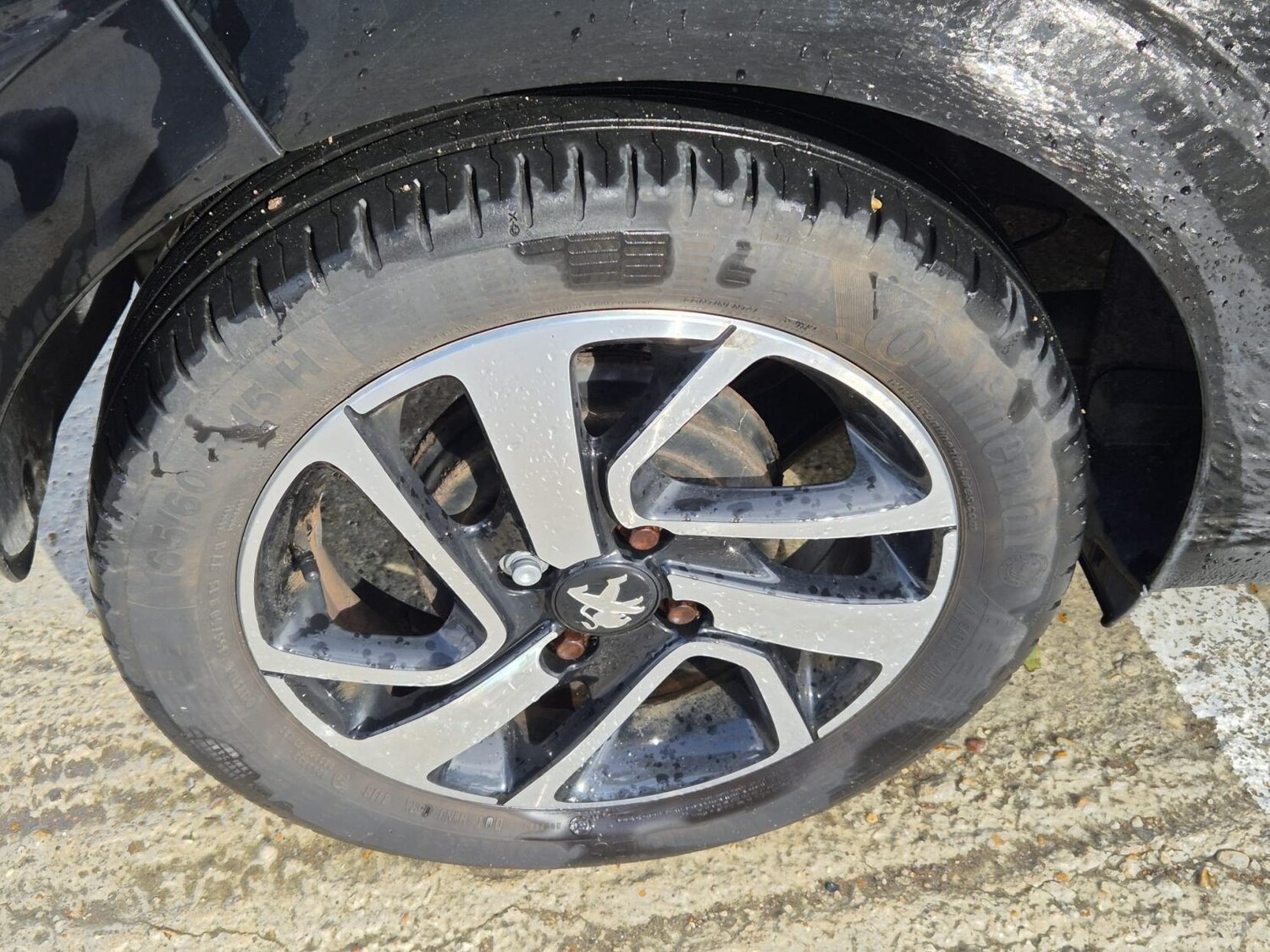 Used Peugeot 108 2017 for sale - 76452704: Photo 24