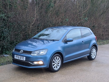 Used Volkswagen Polo 2016 for sale - 77198480: Photo
