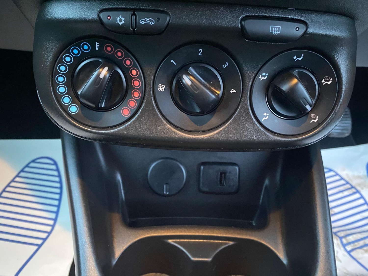 Used Vauxhall Corsa 2018 for sale - 77268879: Photo 19