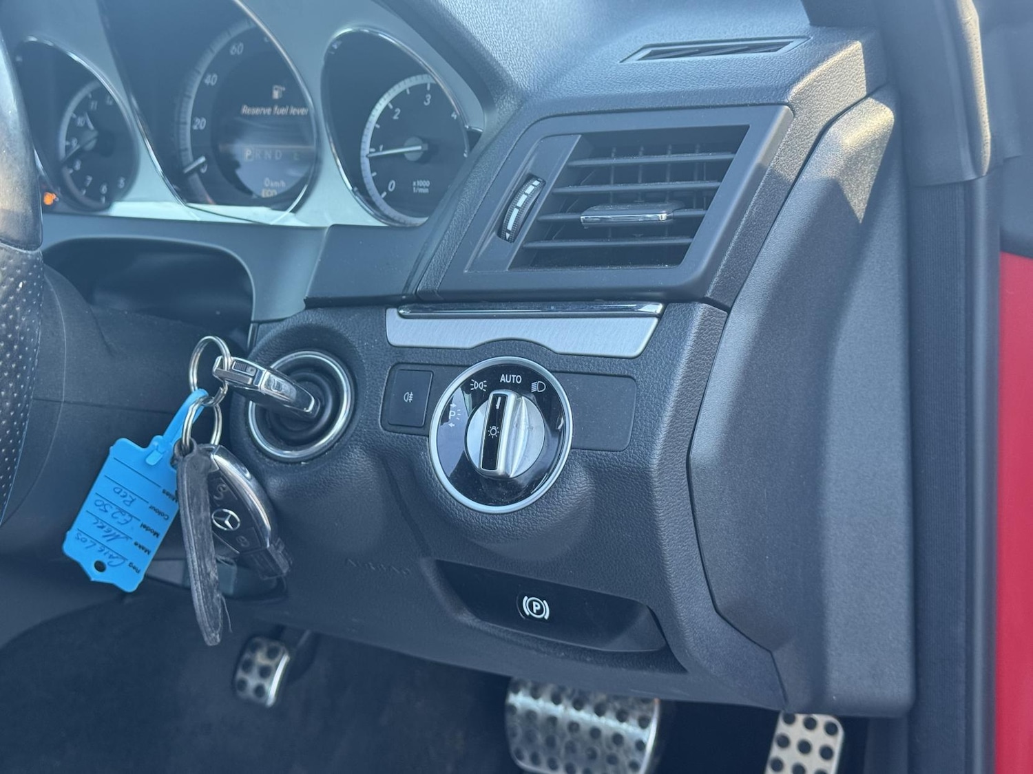 Used Mercedes-Benz E Class 2012 for sale - 76848927: Photo 22