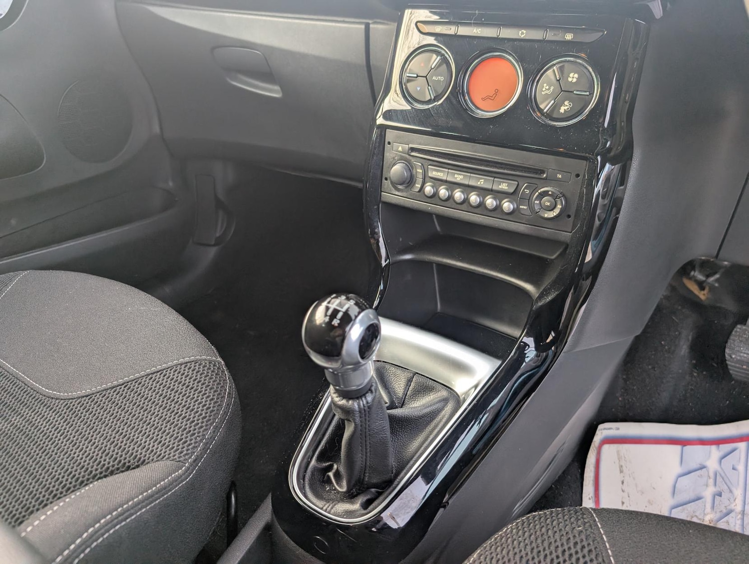 Used Citroen DS3 2015 for sale - 77558843: Photo 19