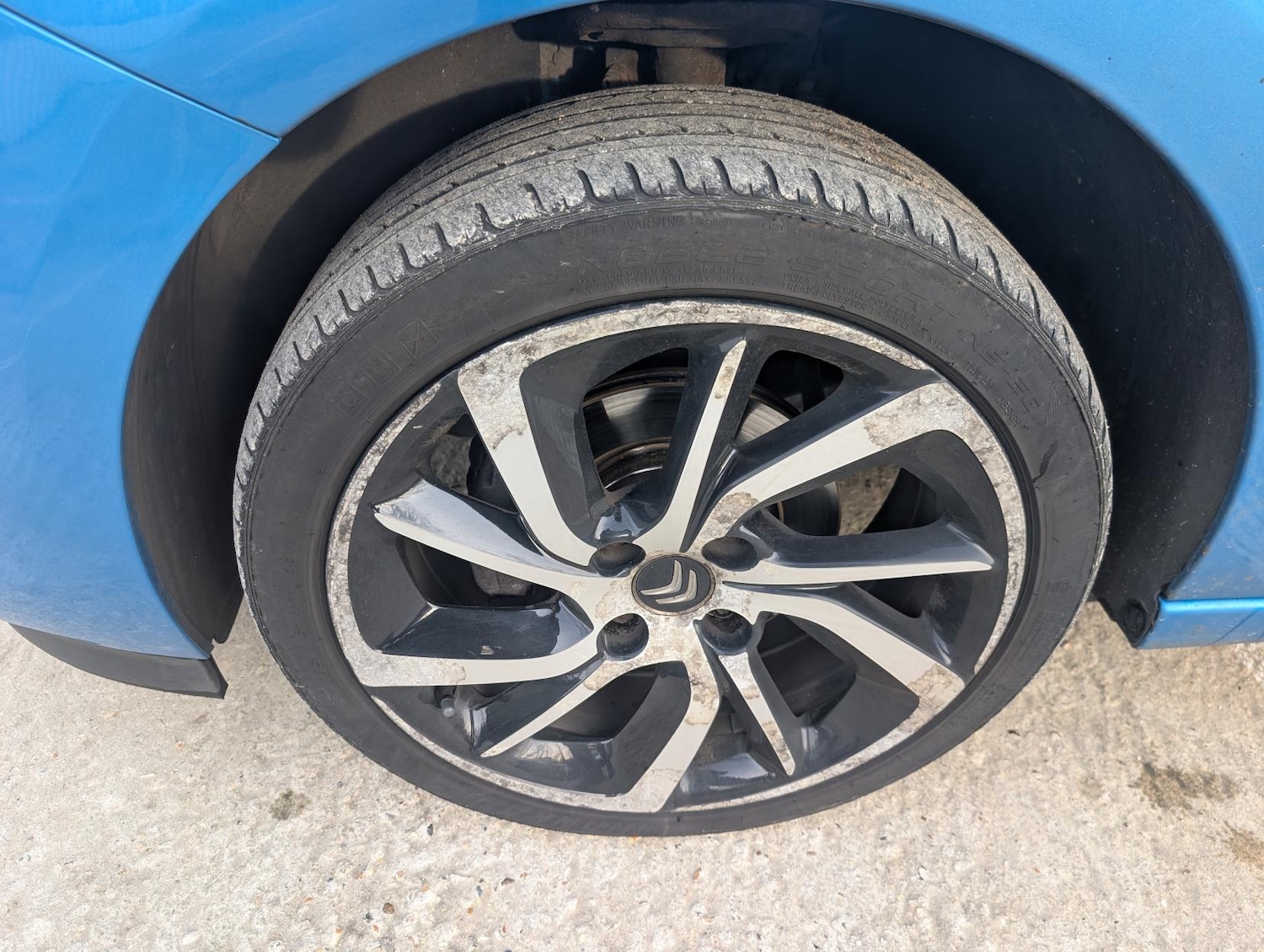 Used Citroen DS3 2015 for sale - 77558843: Photo 41