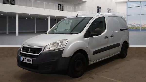 Used Peugeot Partner 2017 for sale - 76178202: Photo 2