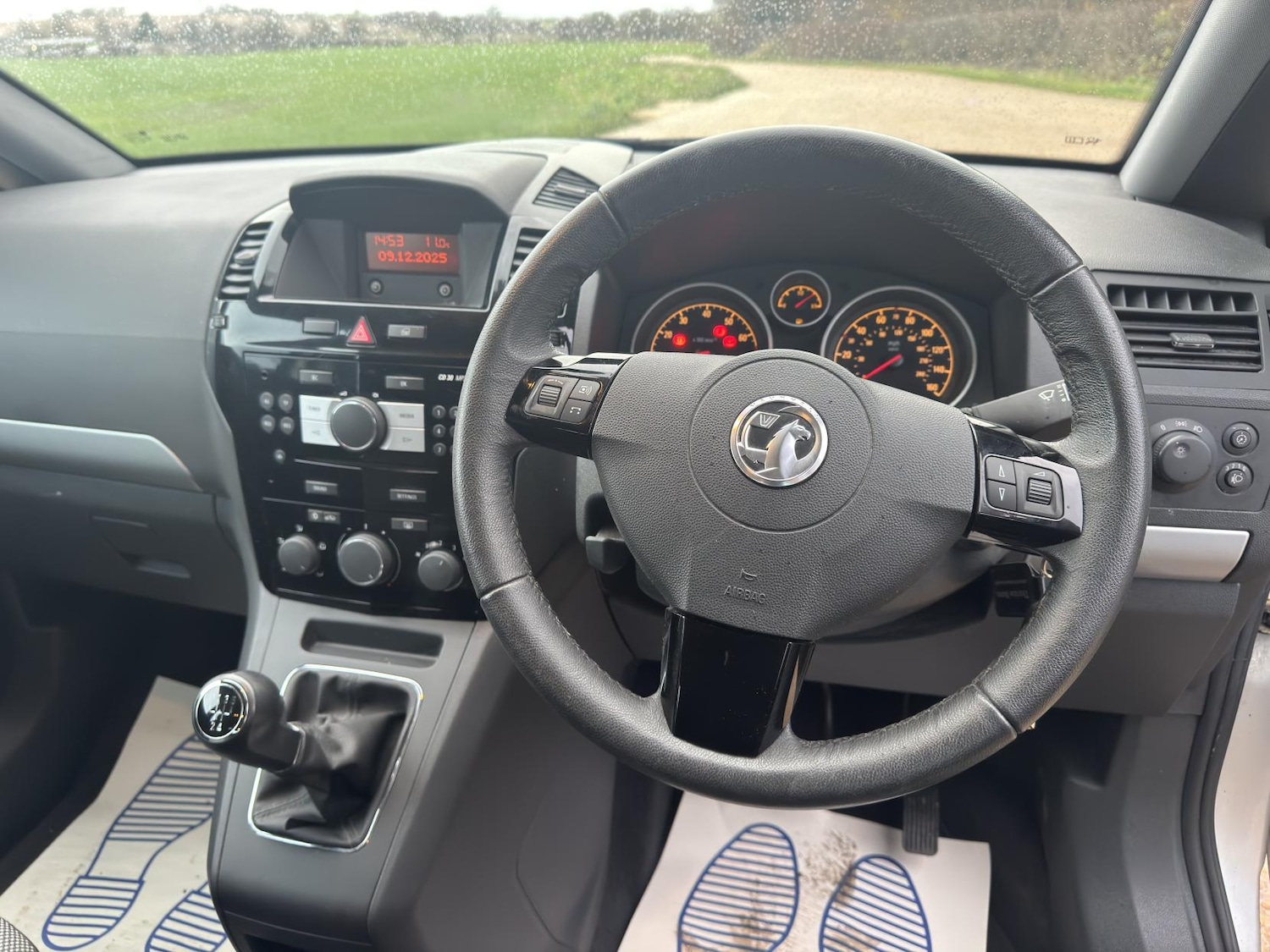 Used Vauxhall Zafira 2013 for sale - 76897350: Photo 12