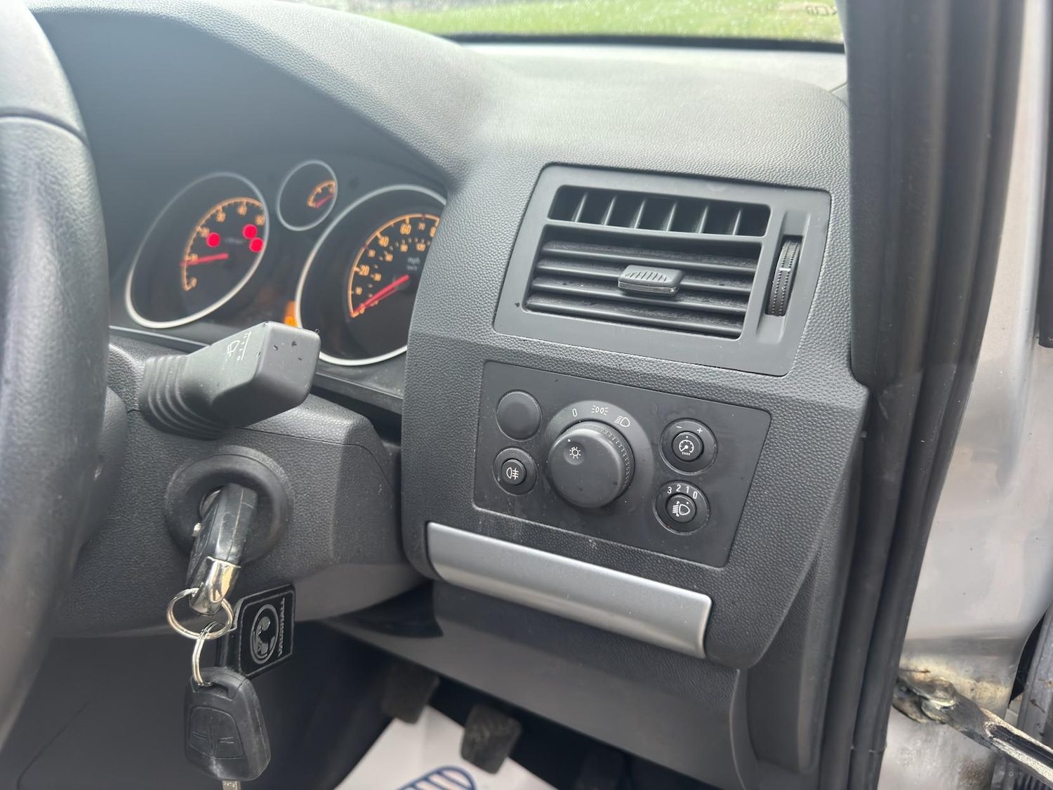 Used Vauxhall Zafira 2013 for sale - 76897350: Photo 14