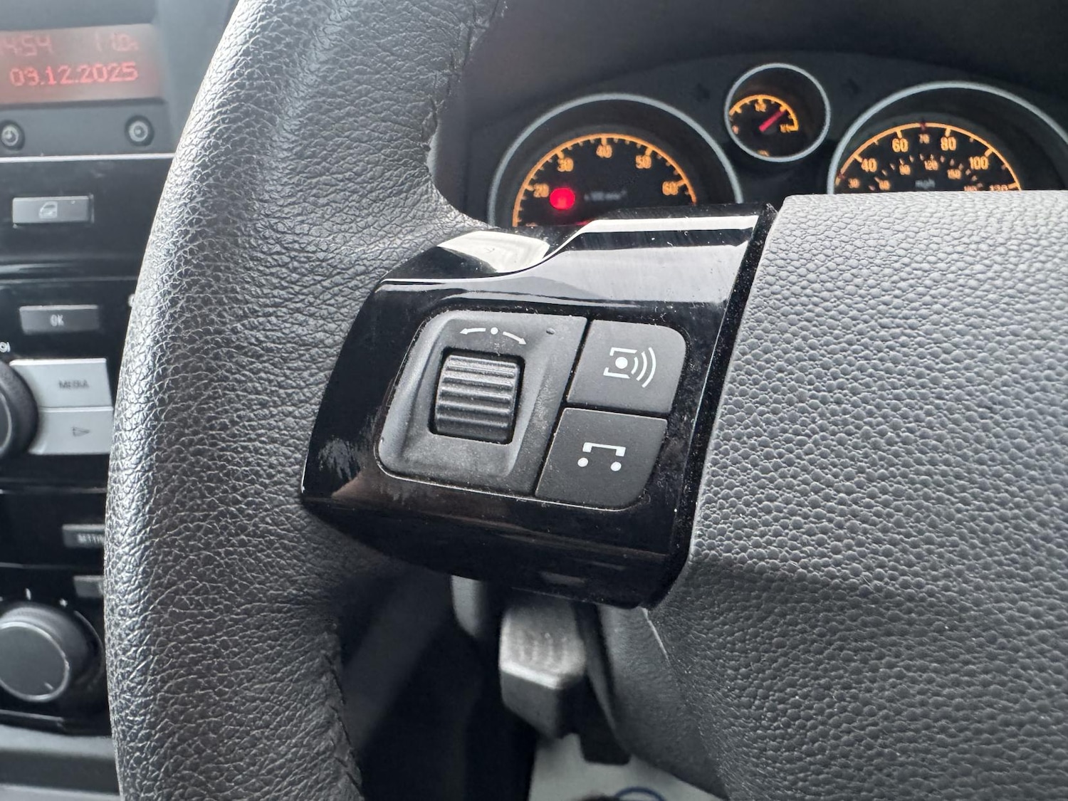 Used Vauxhall Zafira 2013 for sale - 76897350: Photo 17