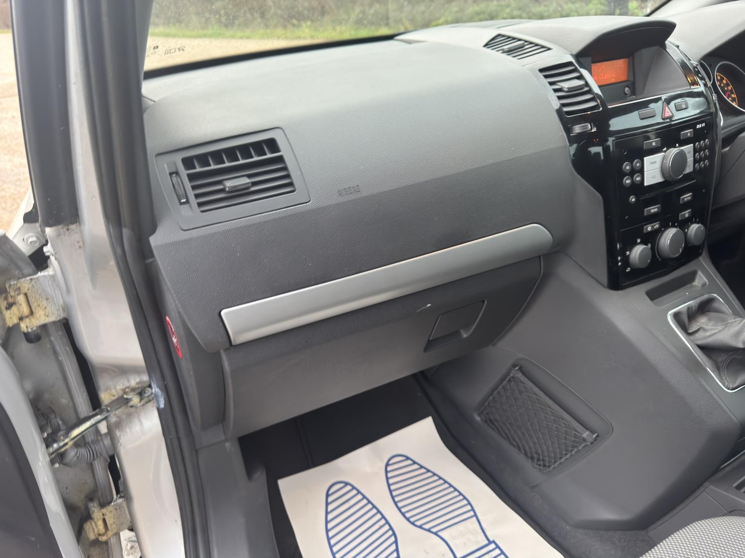 Used Vauxhall Zafira 2013 for sale - 76897350: Photo 26