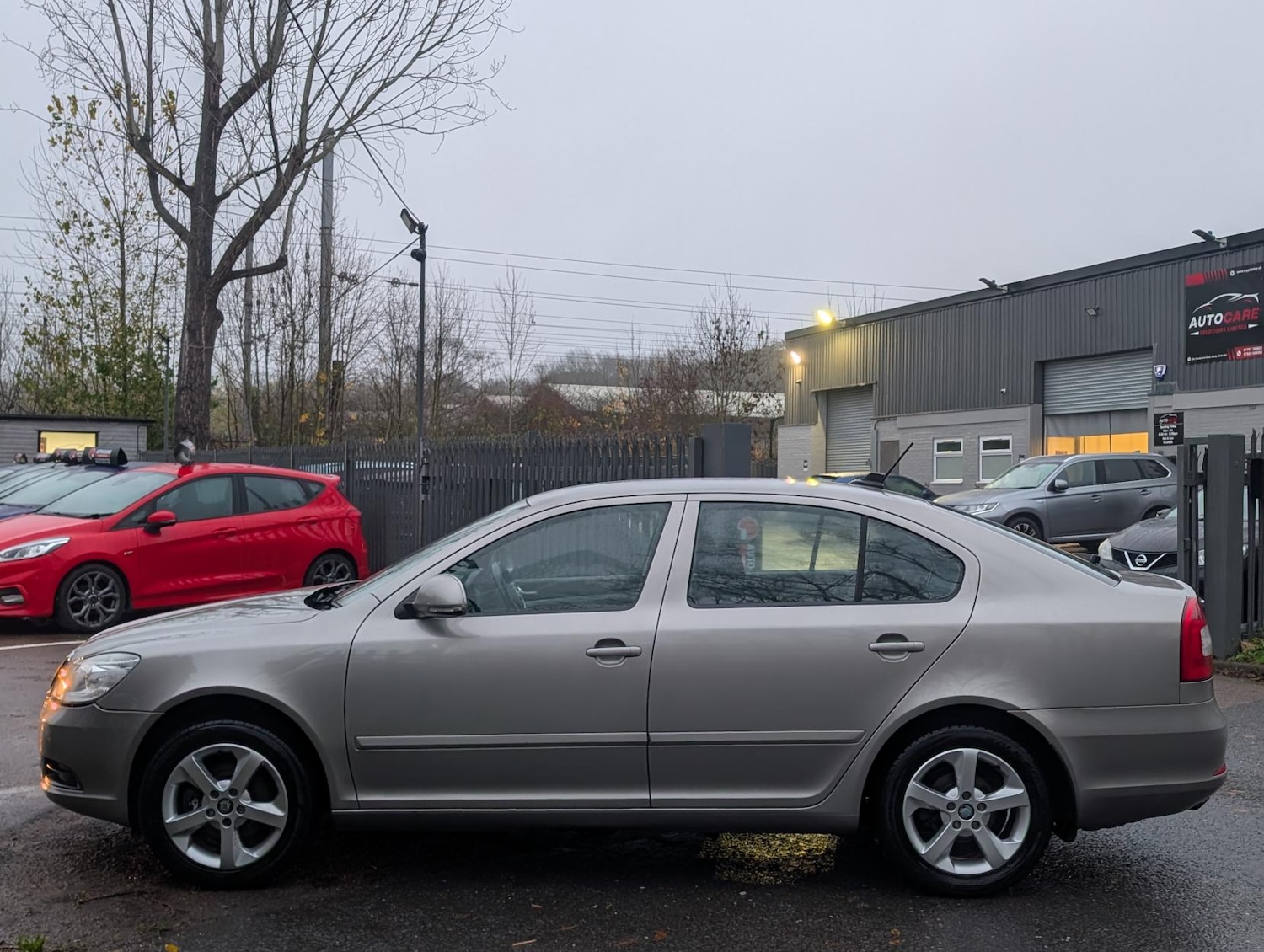Used Skoda Octavia 2011 for sale - 76669928: Photo 4
