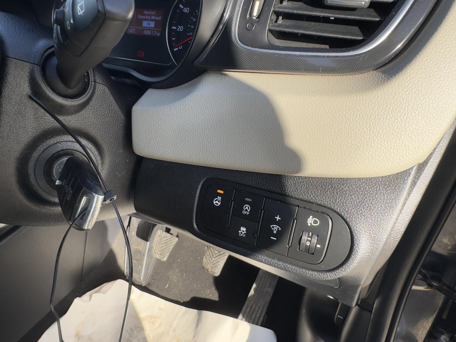 Used Kia Carens 2014 for sale - 77669453: Photo 23