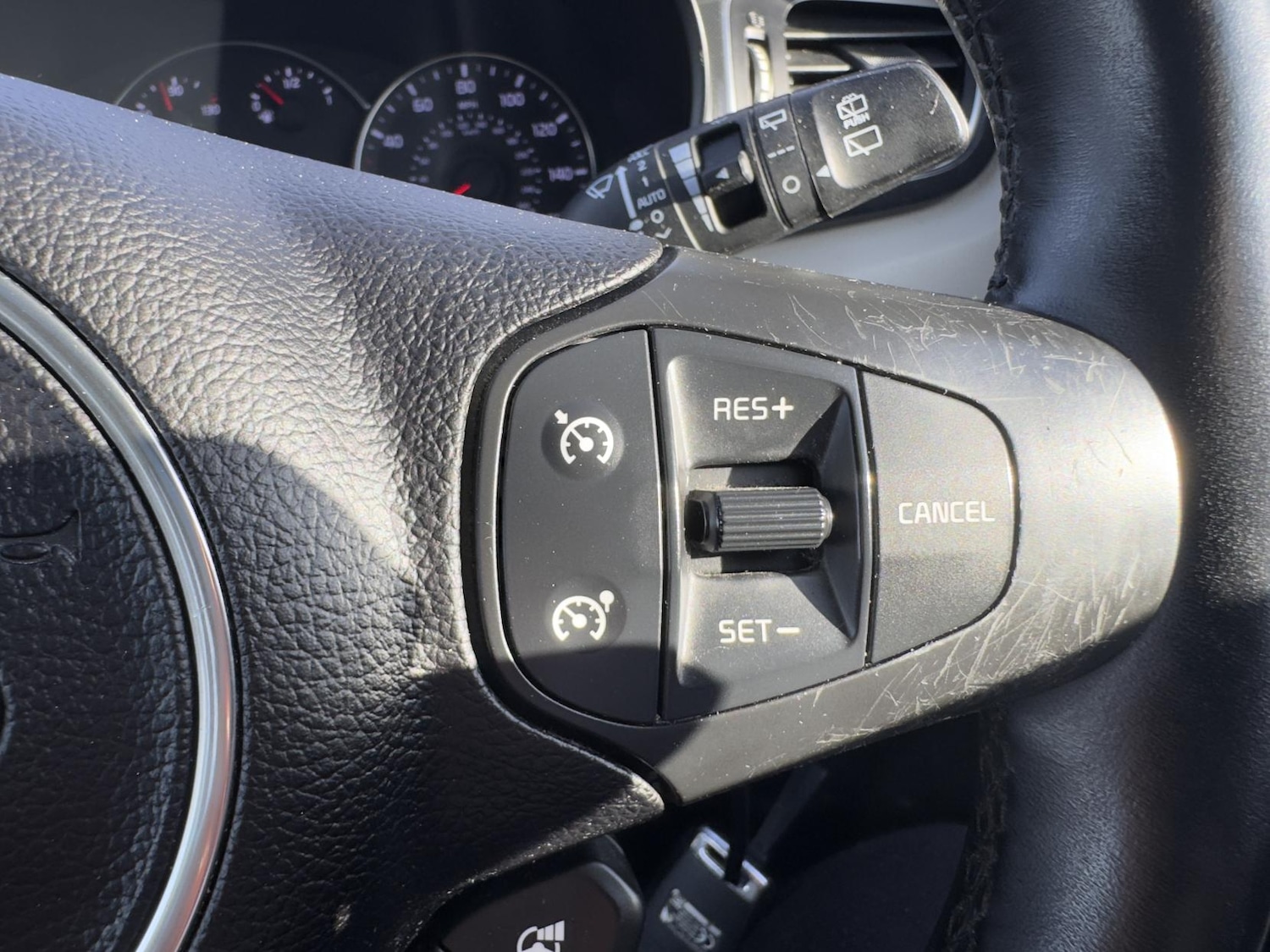 Used Kia Carens 2014 for sale - 77669453: Photo 28