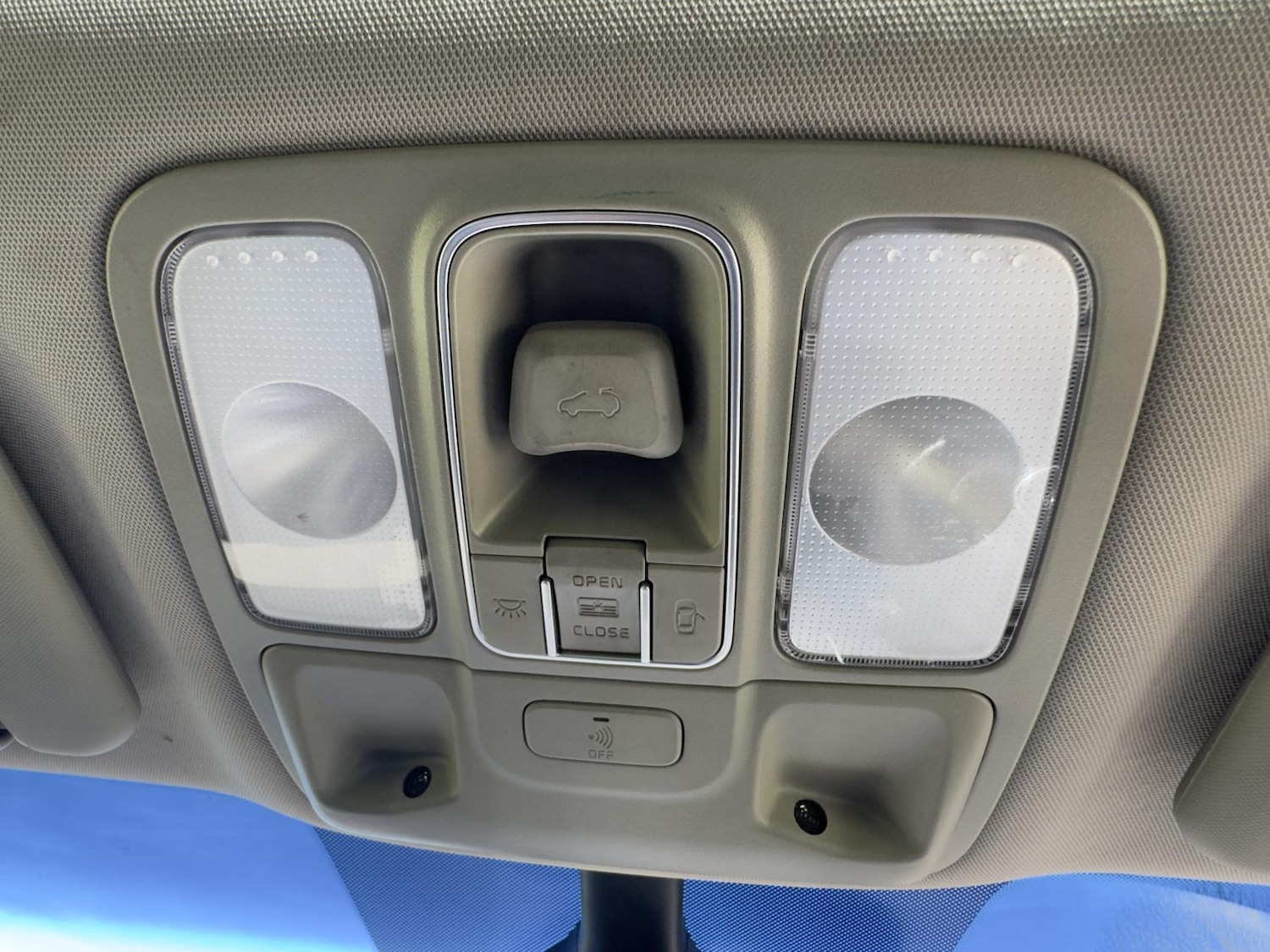 Used Kia Carens 2014 for sale - 77669453: Photo 37