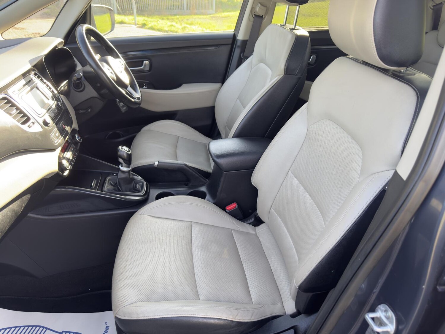 Used Kia Carens 2014 for sale - 77669453: Photo 39