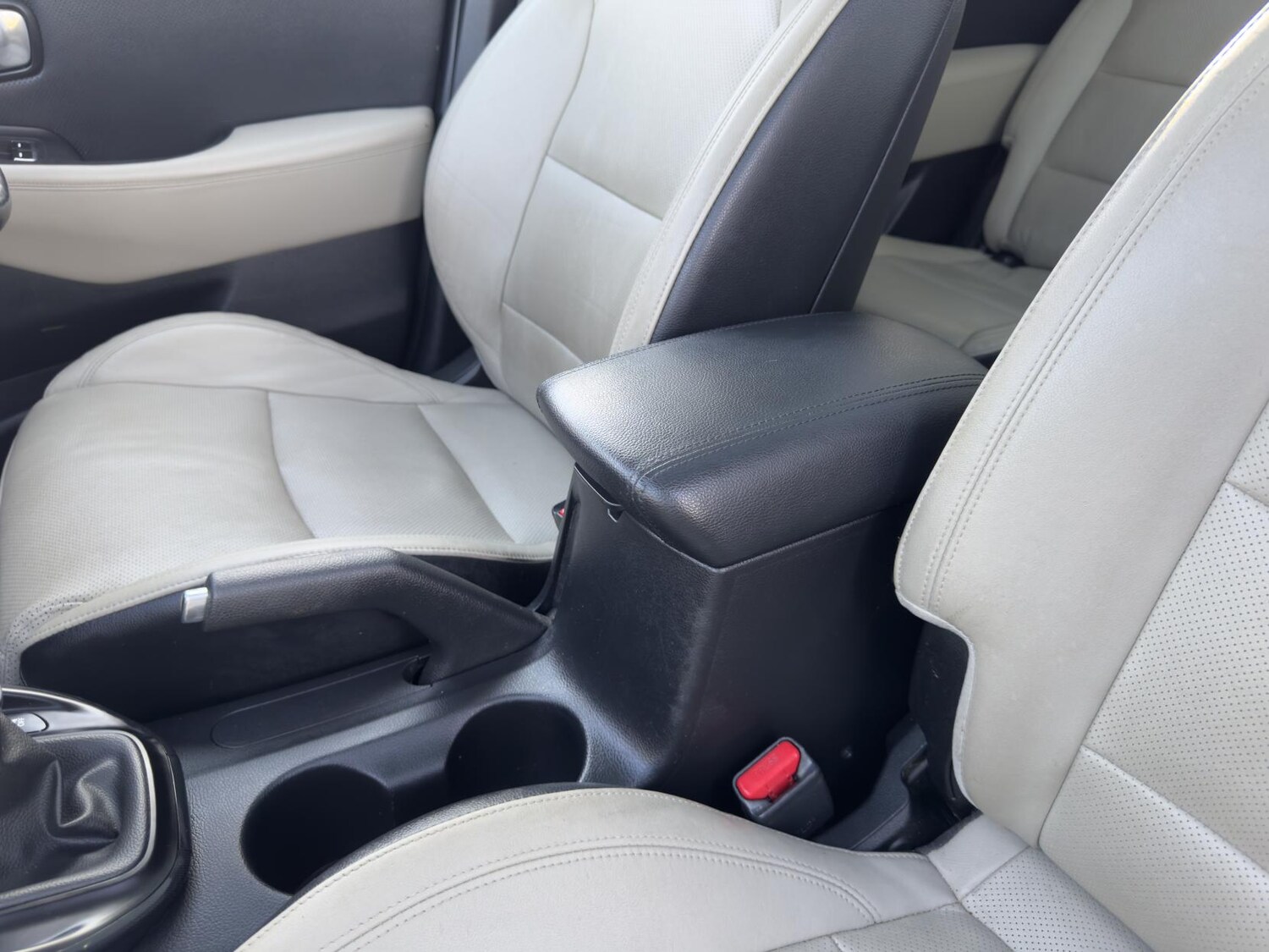 Used Kia Carens 2014 for sale - 77669453: Photo 42