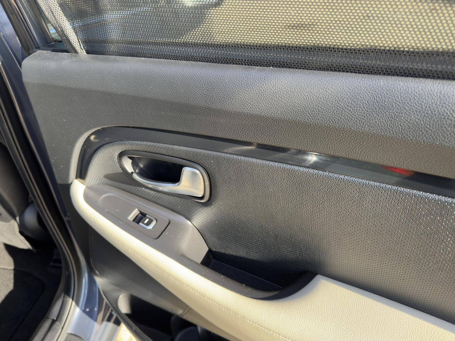 Used Kia Carens 2014 for sale - 77669453: Photo 47