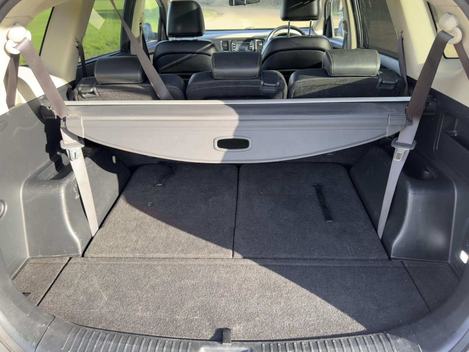 Used Kia Carens 2014 for sale - 77669453: Photo 50