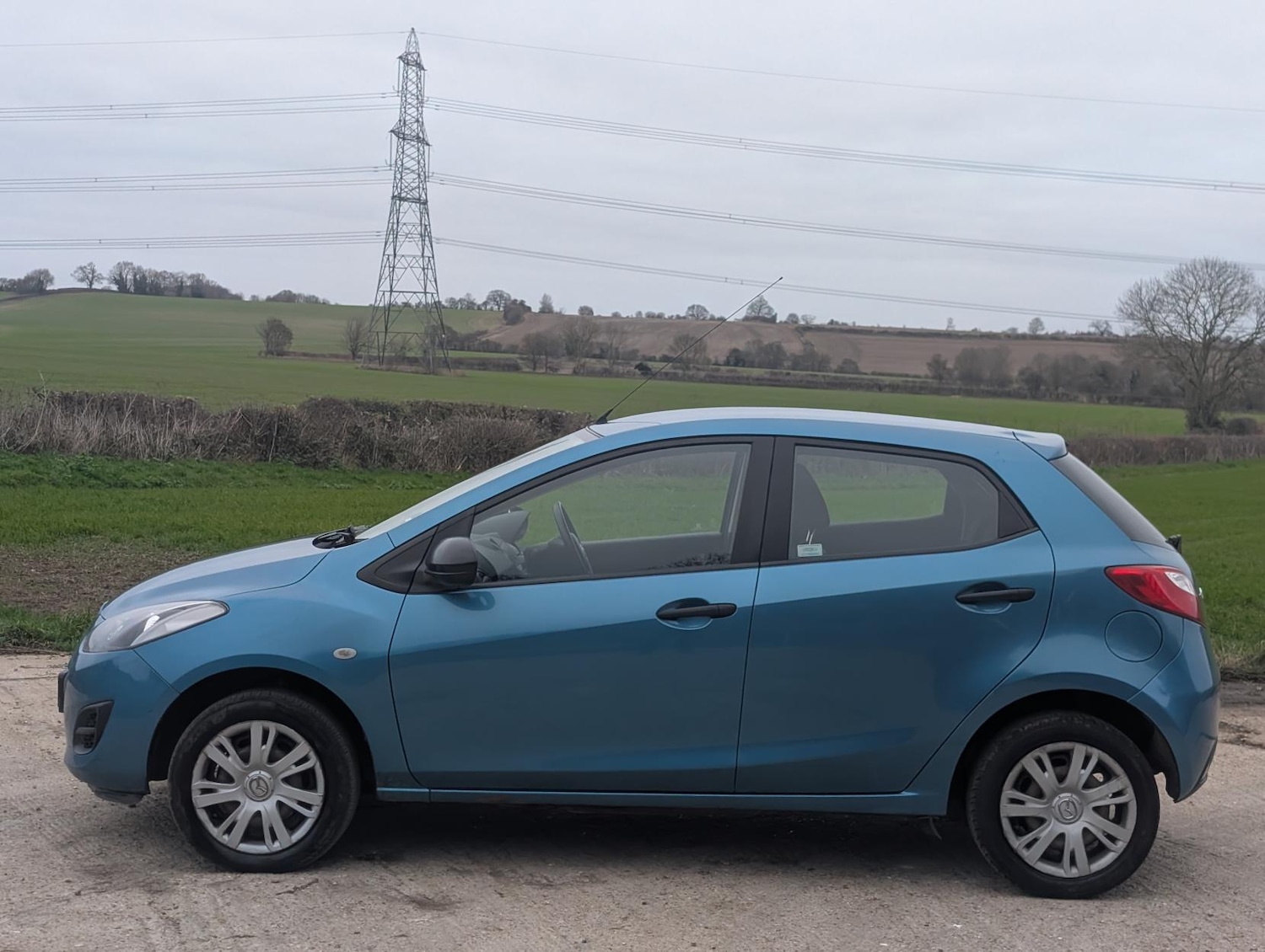 Used Mazda Mazda2 2011 for sale - 77151654: Photo 4