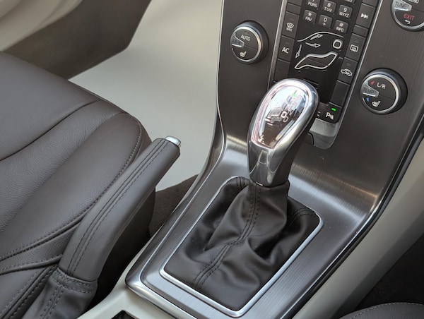Used Volvo V40 2025 for sale - 75396747: Photo 25