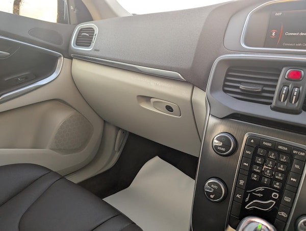 Used Volvo V40 2025 for sale - 75396747: Photo 27