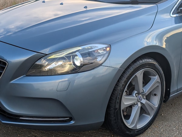 Used Volvo V40 2025 for sale - 75396747: Photo 7