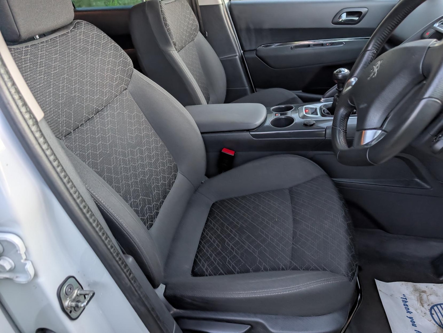 Used Peugeot 3008 2015 for sale - 77941601: Photo 30