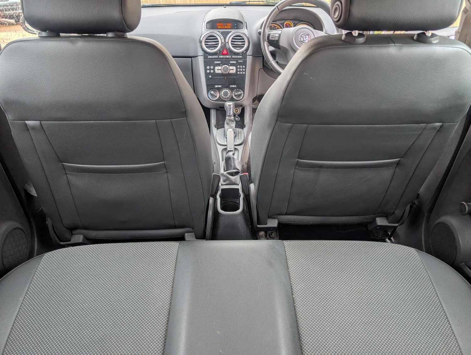 Used Vauxhall Corsa 2010 for sale - 77381186: Photo 14