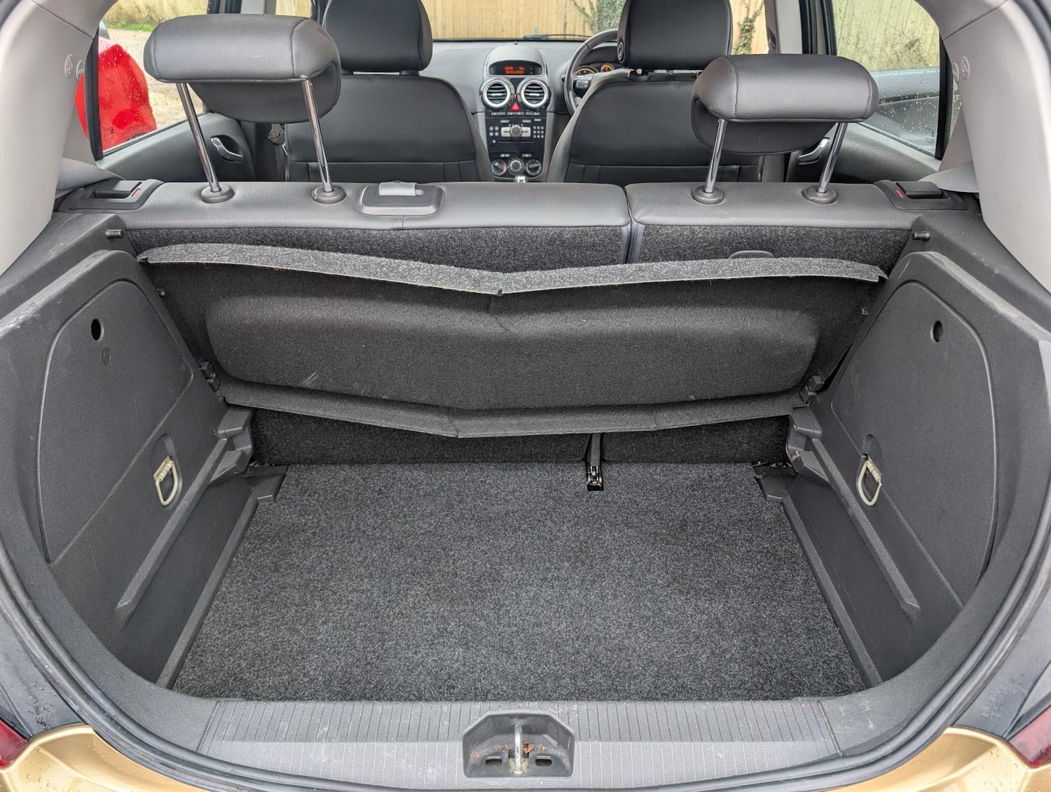 Used Vauxhall Corsa 2010 for sale - 77381186: Photo 16