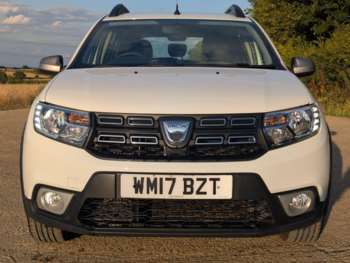 Used Dacia Sandero Stepway 2017 for sale - 75389350: Photo
