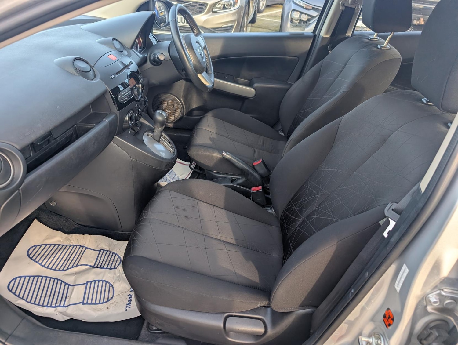 Used Mazda Mazda2 2010 for sale - 77562492: Photo 28