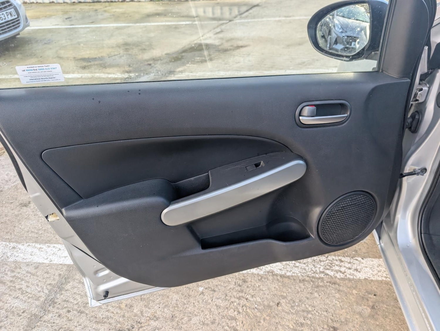 Used Mazda Mazda2 2010 for sale - 77562492: Photo 30