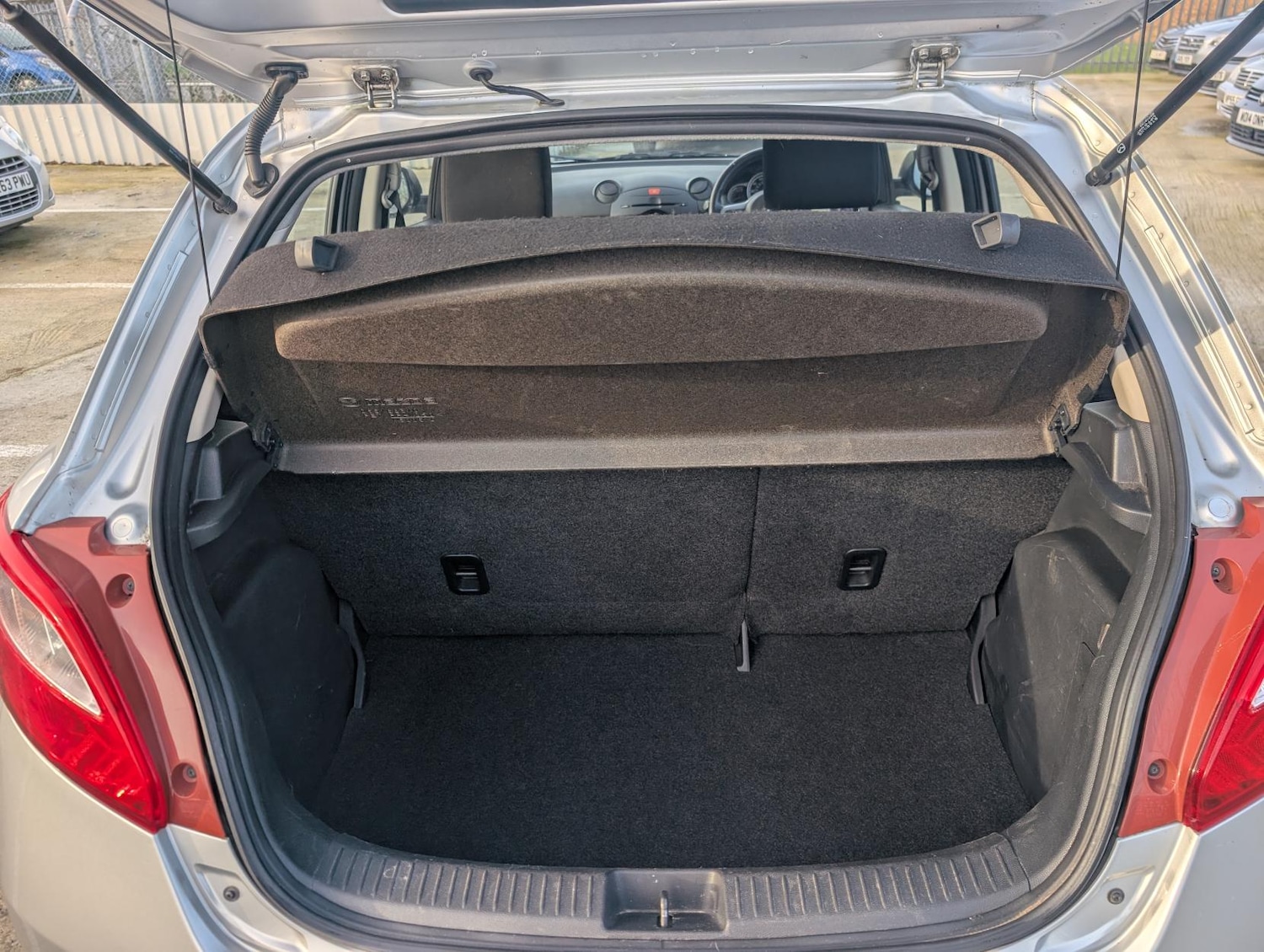 Used Mazda Mazda2 2010 for sale - 77562492: Photo 34