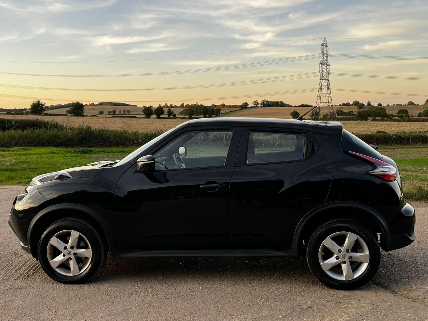 Used Nissan Juke 2014 for sale - 76089200: Photo 6