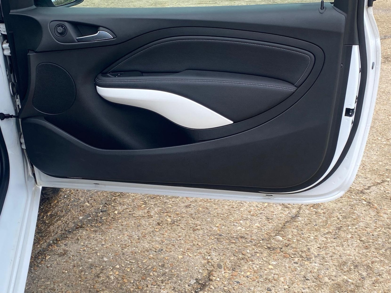 Used Vauxhall ADAM 2016 for sale - 77647560: Photo 22