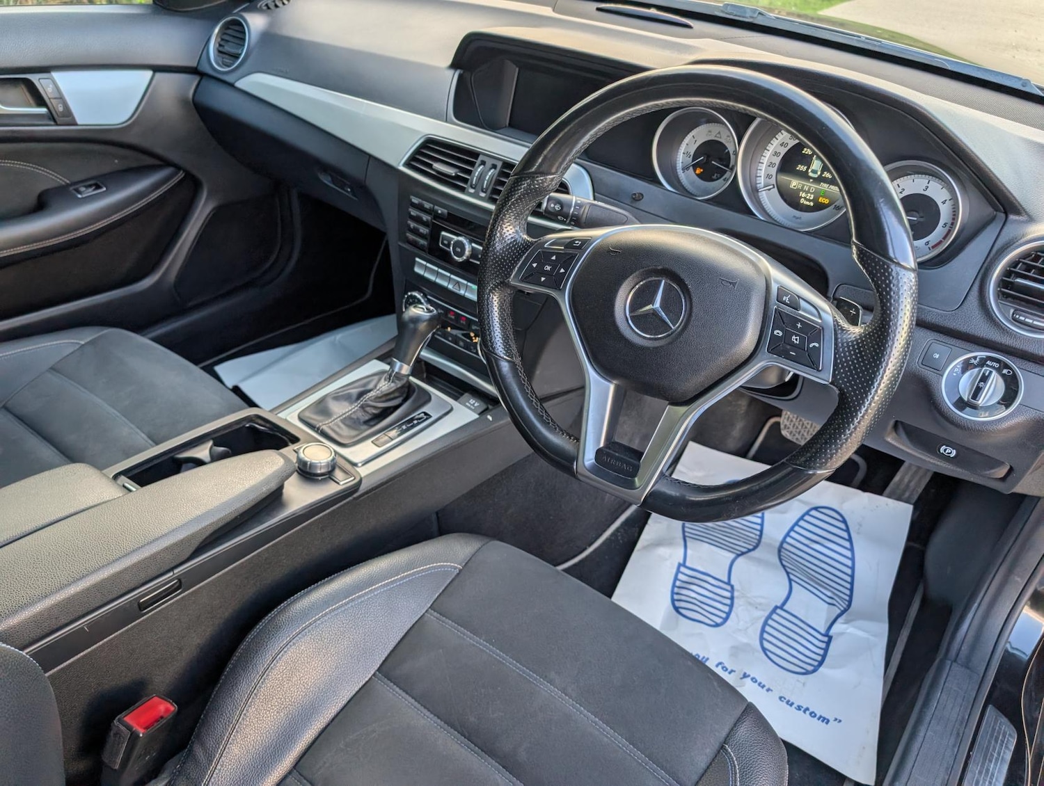 Used Mercedes-Benz C Class 2015 for sale - 77897940: Photo 14