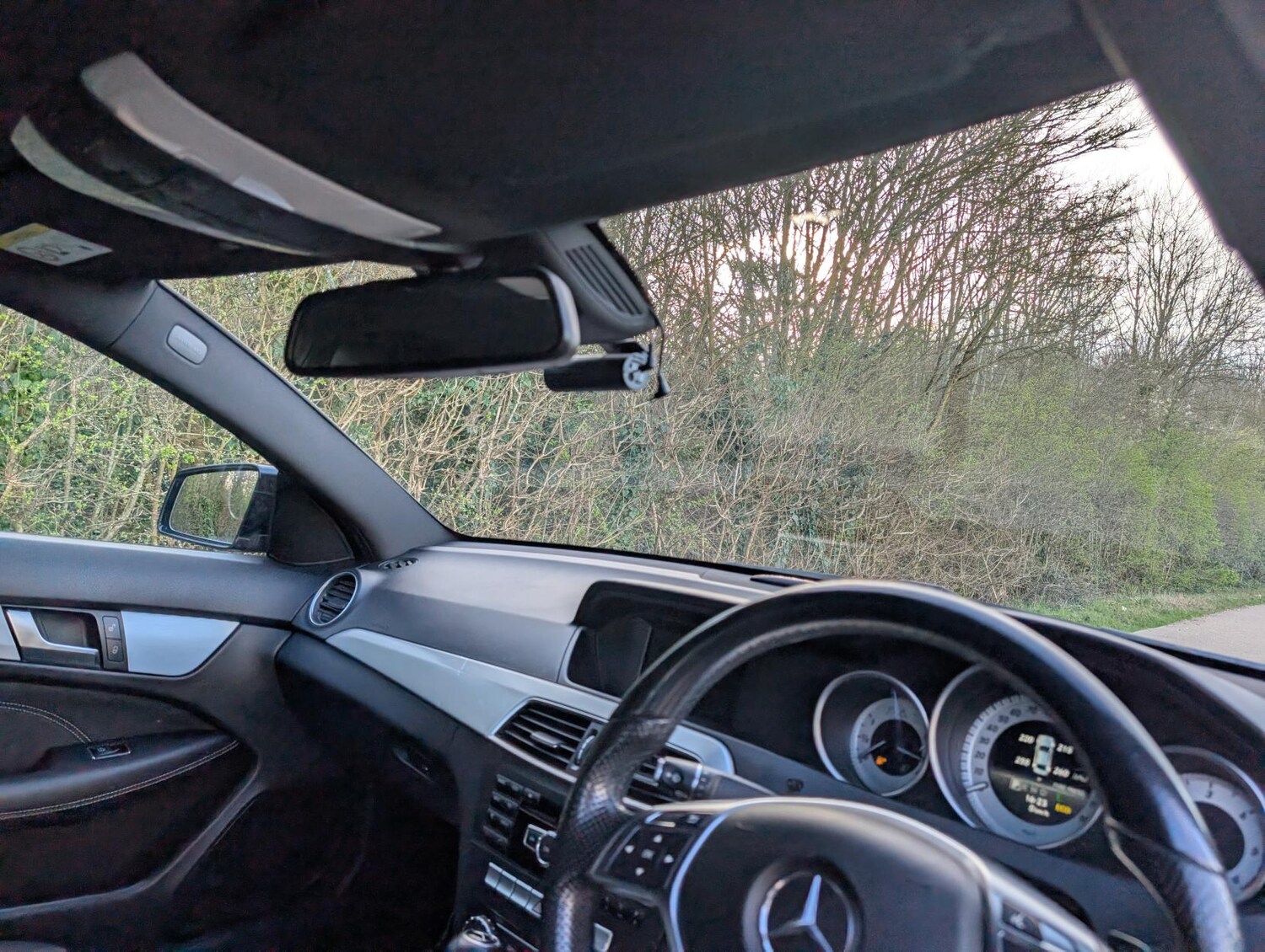 Used Mercedes-Benz C Class 2015 for sale - 77897940: Photo 15