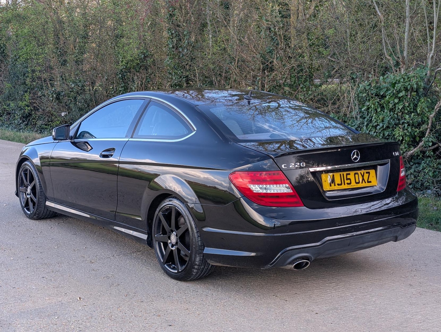 Used Mercedes-Benz C Class 2015 for sale - 77897940: Photo 3