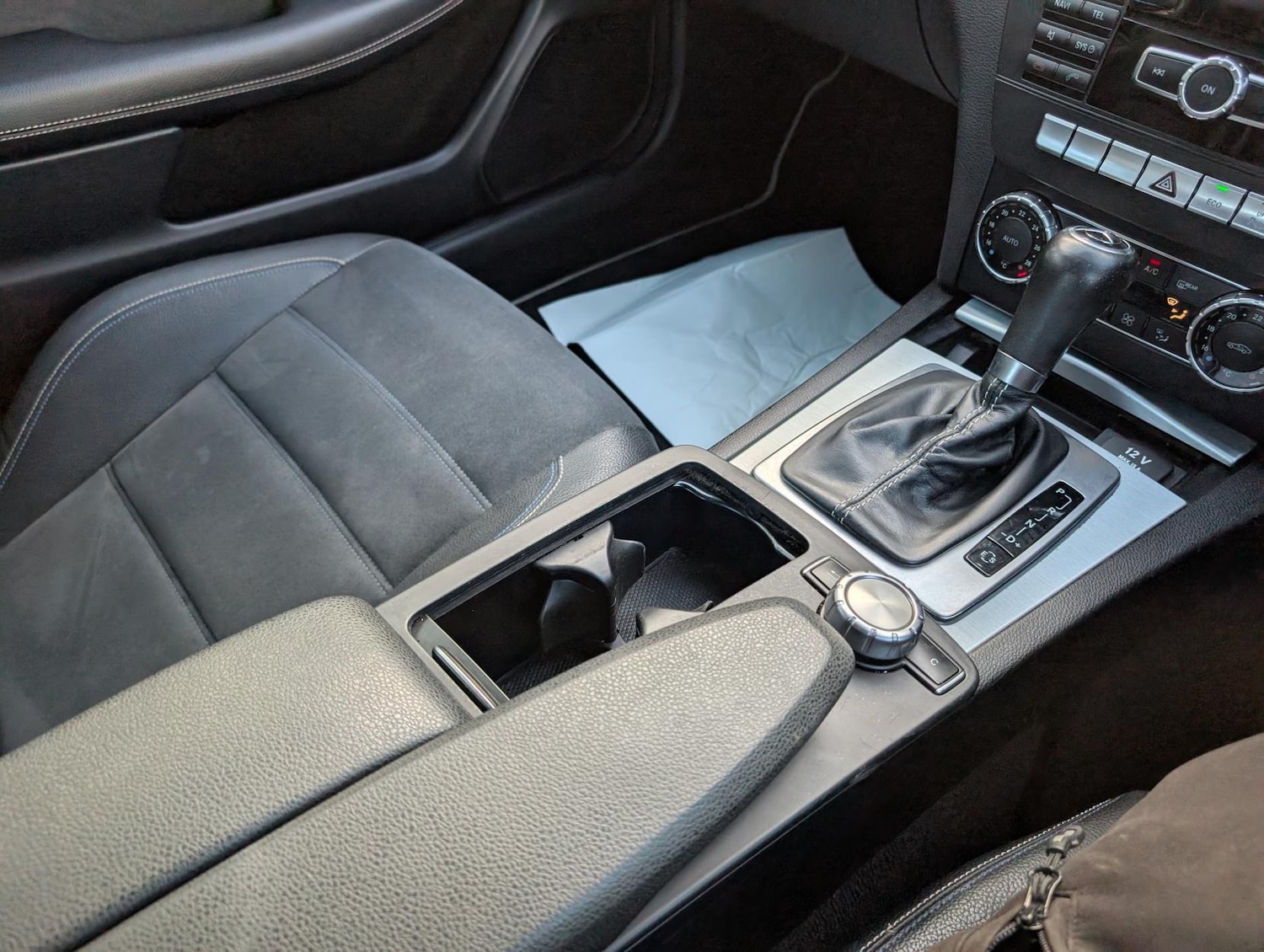 Used Mercedes-Benz C Class 2015 for sale - 77897940: Photo 34