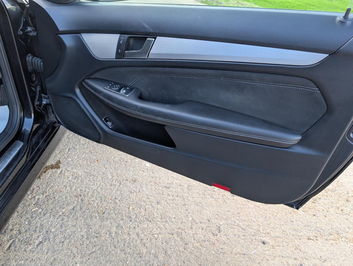 Used Mercedes-Benz C Class 2015 for sale - 77897940: Photo 35