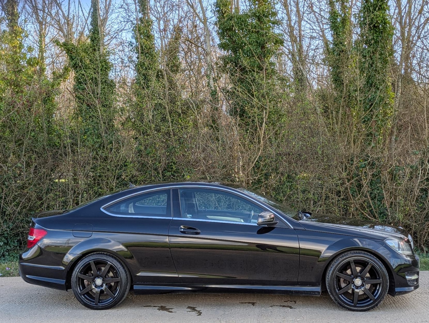 Used Mercedes-Benz C Class 2015 for sale - 77897940: Photo 6