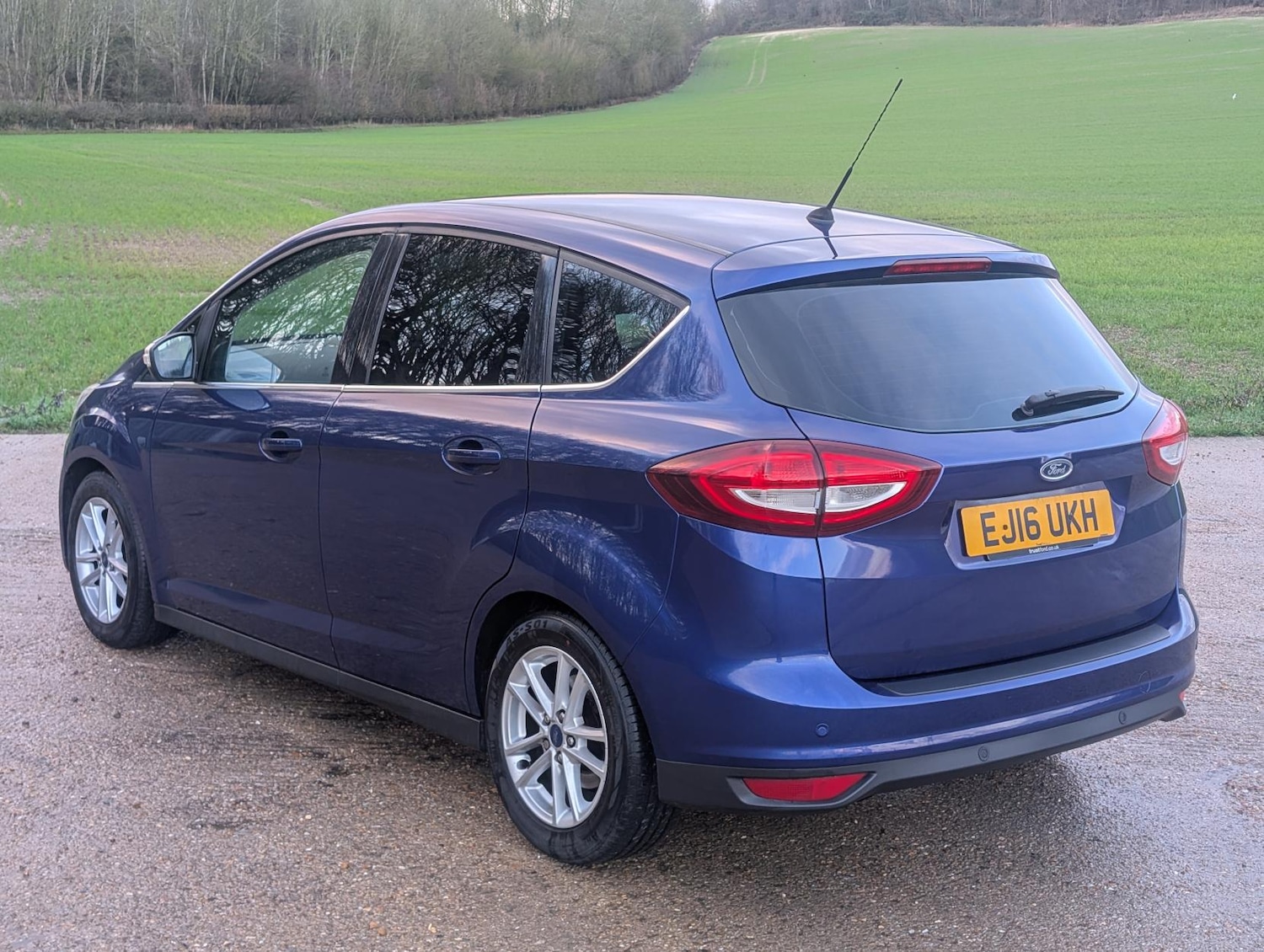 Used Ford C-Max 2016 for sale - 77235610: Photo 6