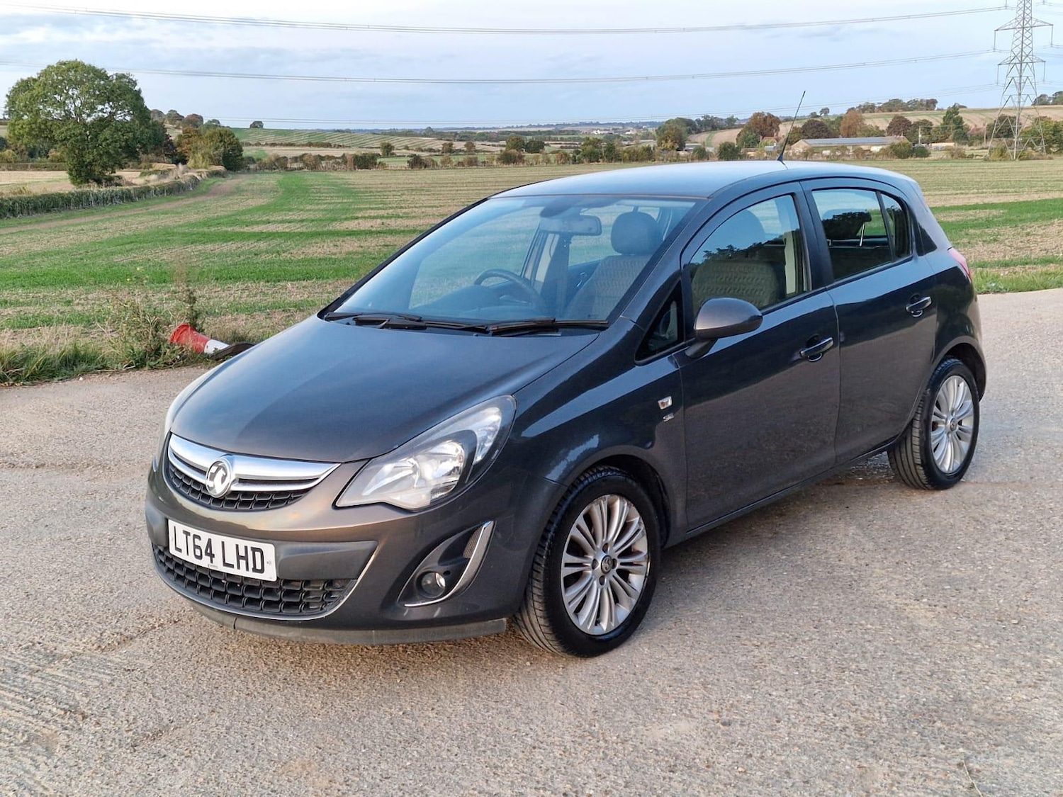 Used Vauxhall Corsa 2014 for sale - 76092257: Photo 3