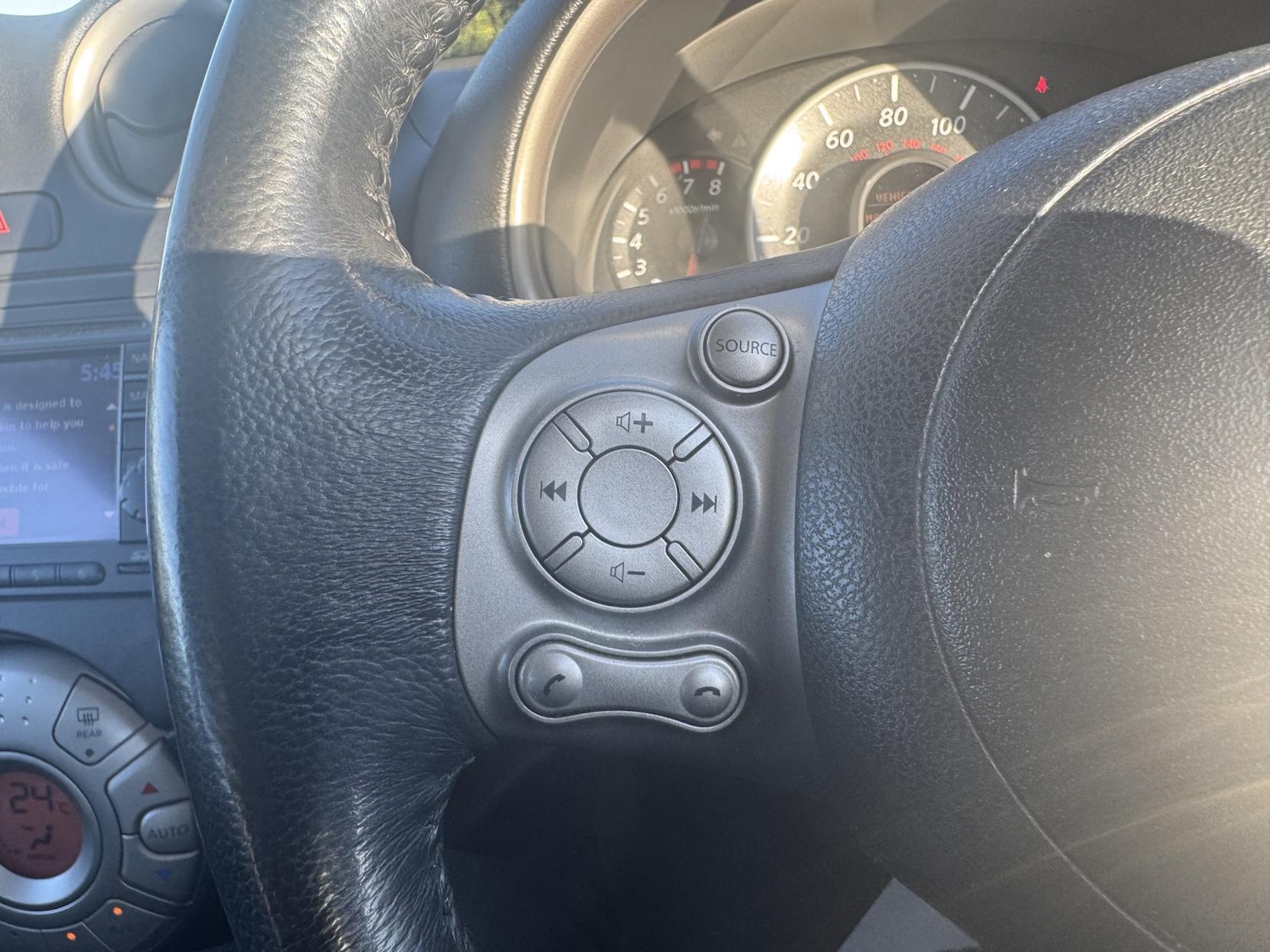 Used Nissan Micra 2011 for sale - 76089199: Photo 12