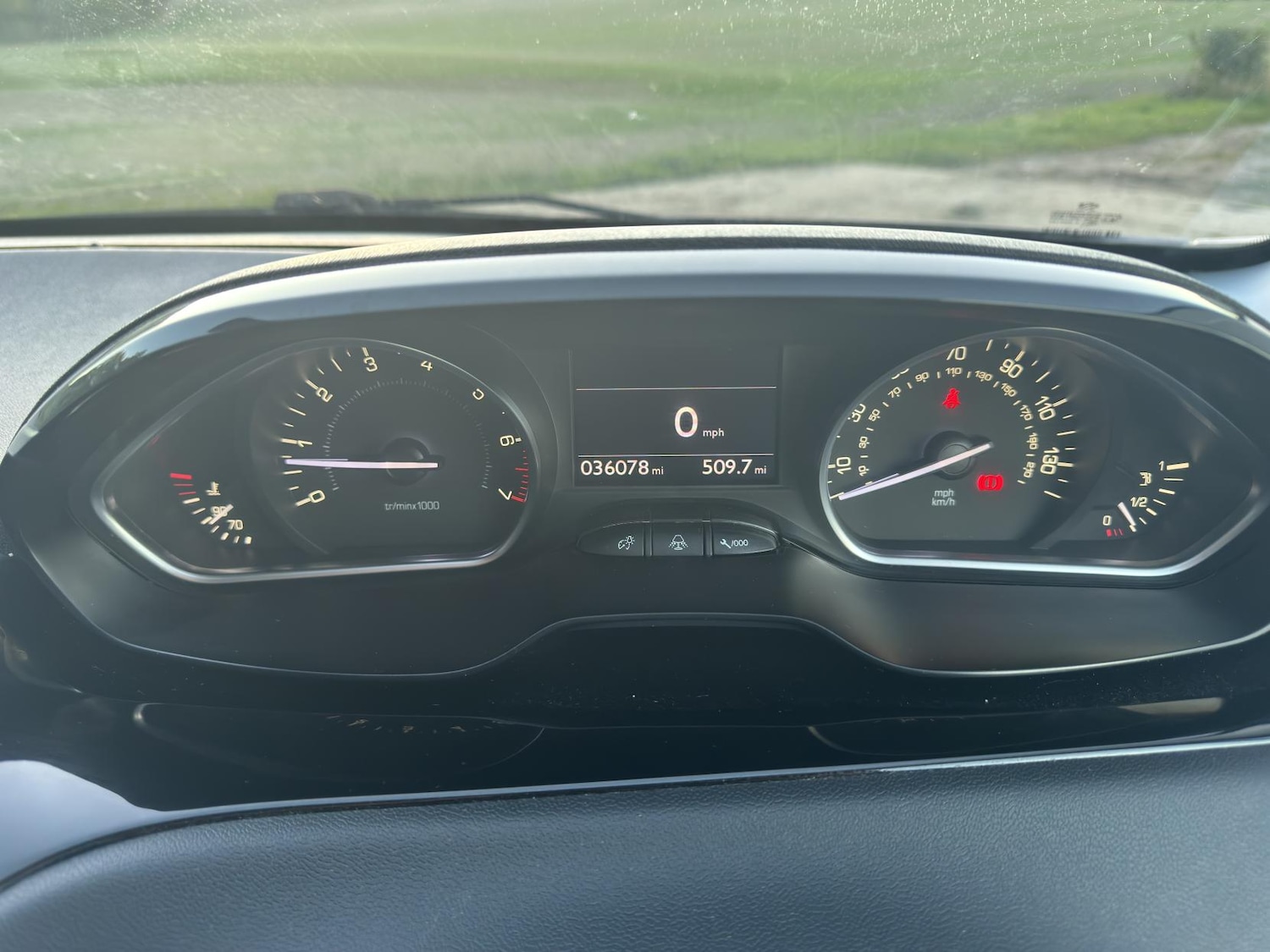 Used Peugeot 208 2013 for sale - 76092260: Photo 19